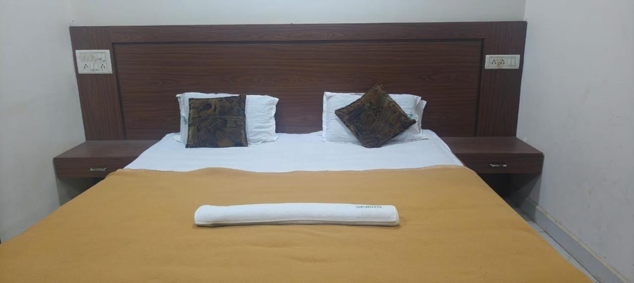 Spring Nature Stay Kashid Exterior foto